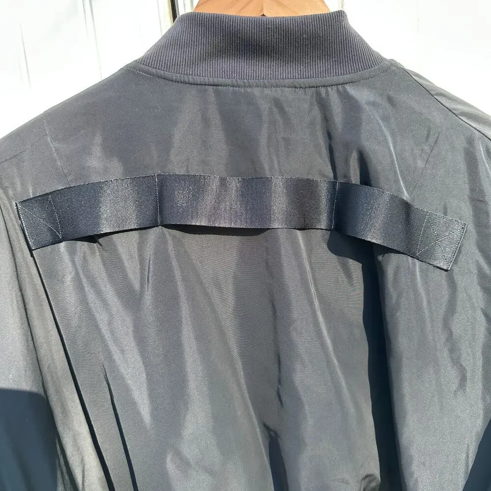 Alo Yoga It Girl Bomber Jacket Black Size Medium EUC Oversize Blade Collar - Picture 13 of 16